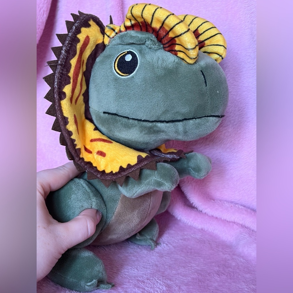 Jurassic world dinosaur official plush - Picture 4 of 4